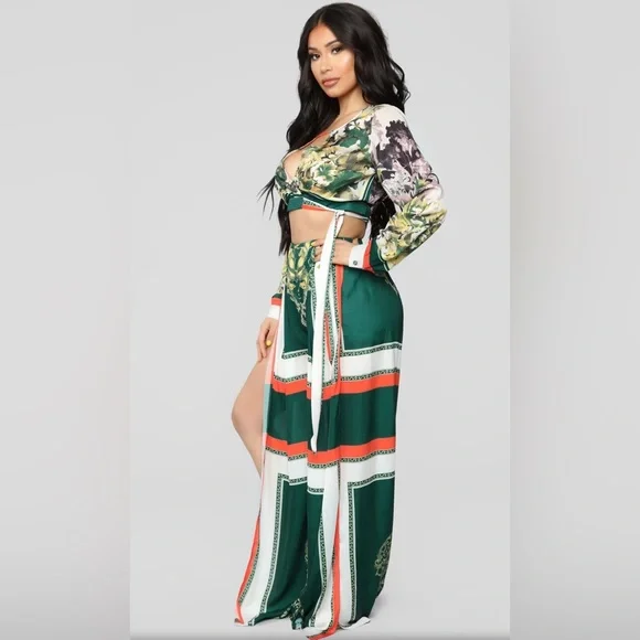 NWOT Fashion Nova Flower Vibes Wide Leg Pant Set matching long sleeve top Large - Picture 8 of 9